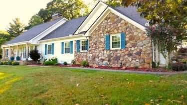 House wash in Rogersville, Tn 37857 near me by Bobs Pressure Washing LLC in Bulls Gap, Tn 37711 13