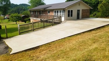 Concrete driveway cleaning in Rogersville, Tn 37857 near me by Bobs Pressure Washing LLC in Bulls Gap, Tn 37711 8