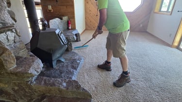 professional cleaning company in Helena MT that offers carpet cleaning services