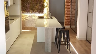 Cocina con bar incluido