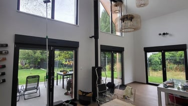 Particulier à Illkirch DV NET s’adapte à toutes surfaces quel que soit son vitrages et sa hauteurs d