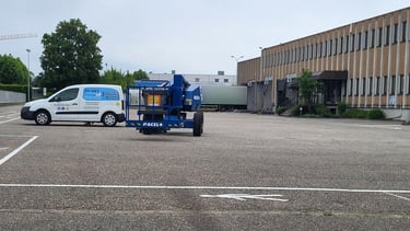 Prestations professionnelles par DV NET : Nettoyage des vitres d’une usine sur Obernai