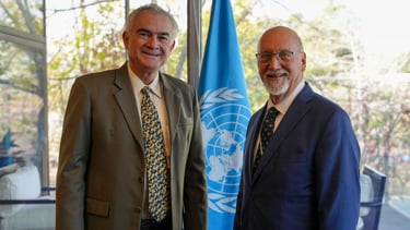 Manuel Salazar-Xirinachs (CEPAL), Jerry Barton (FAFICS)