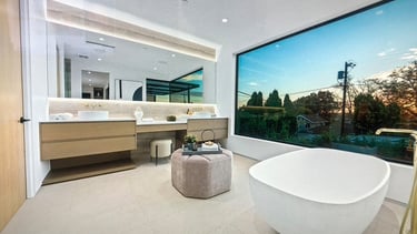 Los Angeles Upscale Primary Bath