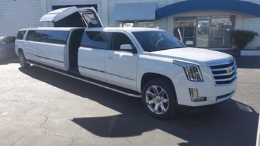 14-20 passengers Escalade Limousine in NJ, NY, MA, CT and near by areas