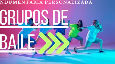 Grupo de baile con indumentaria personalizada bailando coreografía de hip hop con luces de neón.