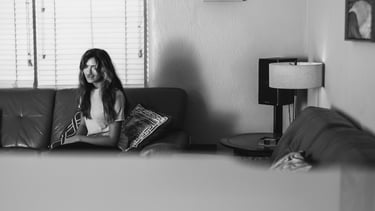 Behind the scenes with cat girl