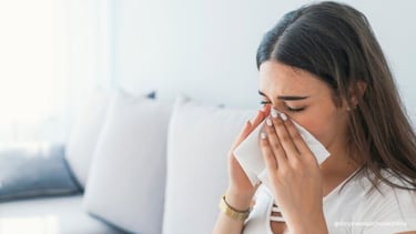 Enfermedades producidas por el polvo de uñas - Rinitis.