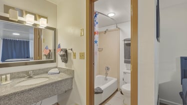 Patriot Stay Motel Vernal UT. Bathroom with patriotic shower curtain hotel breakfast vernal utah