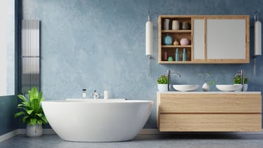 Salle de bain moderne avec baignoire et double vasque