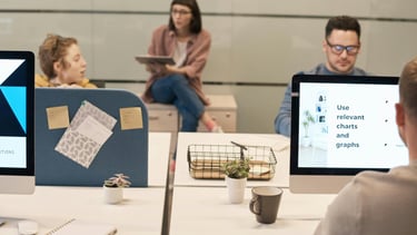 Virtual assistant scheduling posts and tracking engagement for brands in Los Angeles and Vancouver