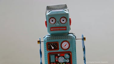 A little Robot (photo by Emilipothèse on Unsplash)