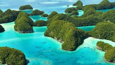 Solomon Islands and Micronesia on Wind Shift Expedition Yacht