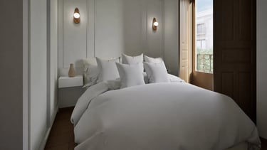 Render 3D de dormitorio principal con cabecero tapizado, molduras y balcon