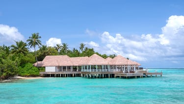 Ayada Maldives ocean breeze restaurant