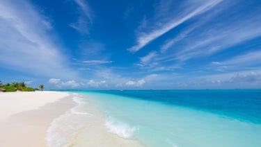 Niyama Maldives beach