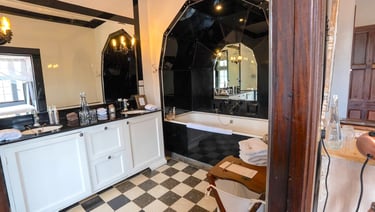 Giraffe Manor Kenya Betty Superior Room