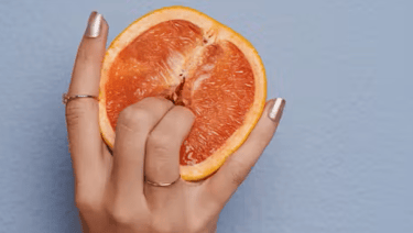 deux doigts dans demi orange