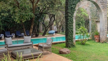 Giraffe Manor Kenya pool