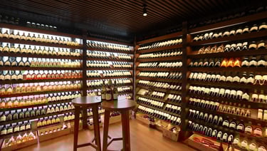 kudadoo maldives wine room
