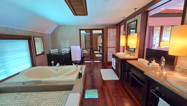 st-regis-bora-bora-overwater-villa-bathroom