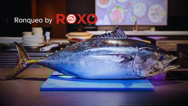 Atún rojo preparado para ronqueo en experiencia gastronómica de ROXO en Galicia