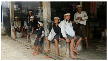 Orang baduy dalam banyak yang turun gunung kalau hari libur