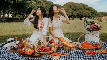 Ý tưởng chụp ảnh dã ngoại picnic mùa hè nhẹ nhàng và thanh lịch