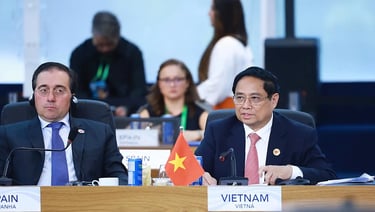 Thủ tướng Chính phủ Phạm Minh Chính phát biểu tại Phiên thảo luận về phát triển bền vững và chuyển đổi năng lượng - Ảnh: VGP/