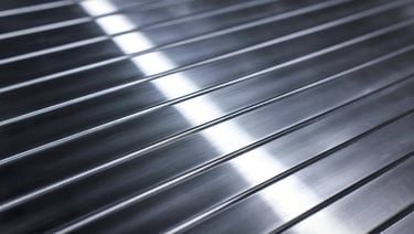 Acero inoxidable para crear celosias con corte láser