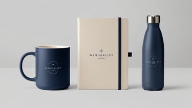 Taza personalizada con tu logo, cuaderno cosido A5 con logo personalizado y botella termica con logo