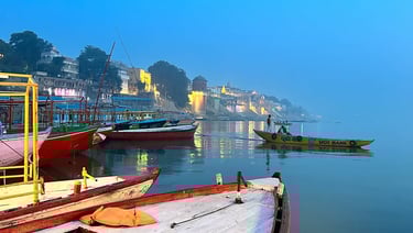 Morning Boat Ride from Assi Ghat to Namo Ghat (84 Ghats Approx.15 Km Round)