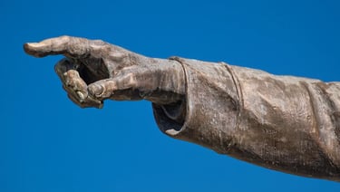 Close-up of Lajos Kossuth's hand pointing forward on the 1952 monument by Zsigmond Kisfaludi Strobl.