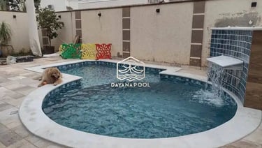 Kolam renang minimalis dan moderen