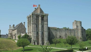 Gîtes de la Cour d'Etienville - Château de Saint Sauveur le Vicomte
