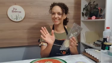 Foto Prof. Luciane em aula