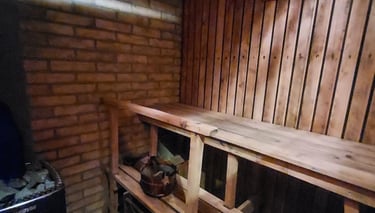 sauna bois feu eau chaleur pierre