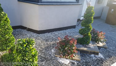 Tripple Diamond Dynamic Raised Modern Planters, Artificial Toparies Small Front Garden