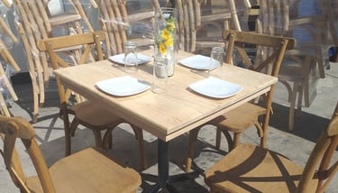 Mesa Cuadrada para Restaurantede Madera Fiestas del Sol Mobiliario www.sillasymesasfiestasdelsol.com