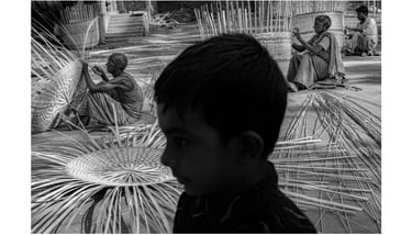 Sujan Sarkar Street Photography 96