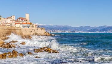 Antibes et ses remparts
