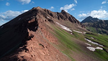 Mount bell view Ridge and Maroon Peak in early morning sunlight