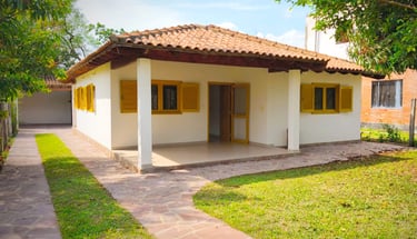 Zum Kauf: Einzugsbereites Wohnhaus mit Carport in Melgarejo, Colonia Independencia, Paraguay