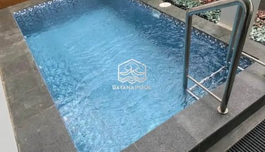 Tinggal di Bandung dengan udaranya yang sejuk dan suasana yang khas, punya kolam renang pribadi di r