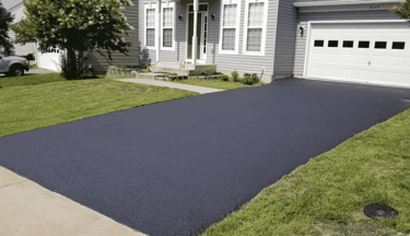 Crack repaired and sealcoated driveway in London ON