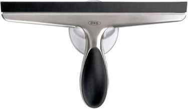 a squem brush with a black handle and a black handle