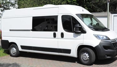 porte latérale avec vitrage en surépaisseur