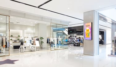 claratech's Smart lightbox Displays