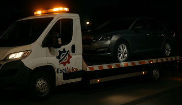 Camion de dépannage ExelAutos transportant une voiture de nuit en Île-de-France