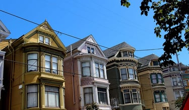 Image of buildings in the style of Art Deco architecture in the city of San Francisco in the EUA